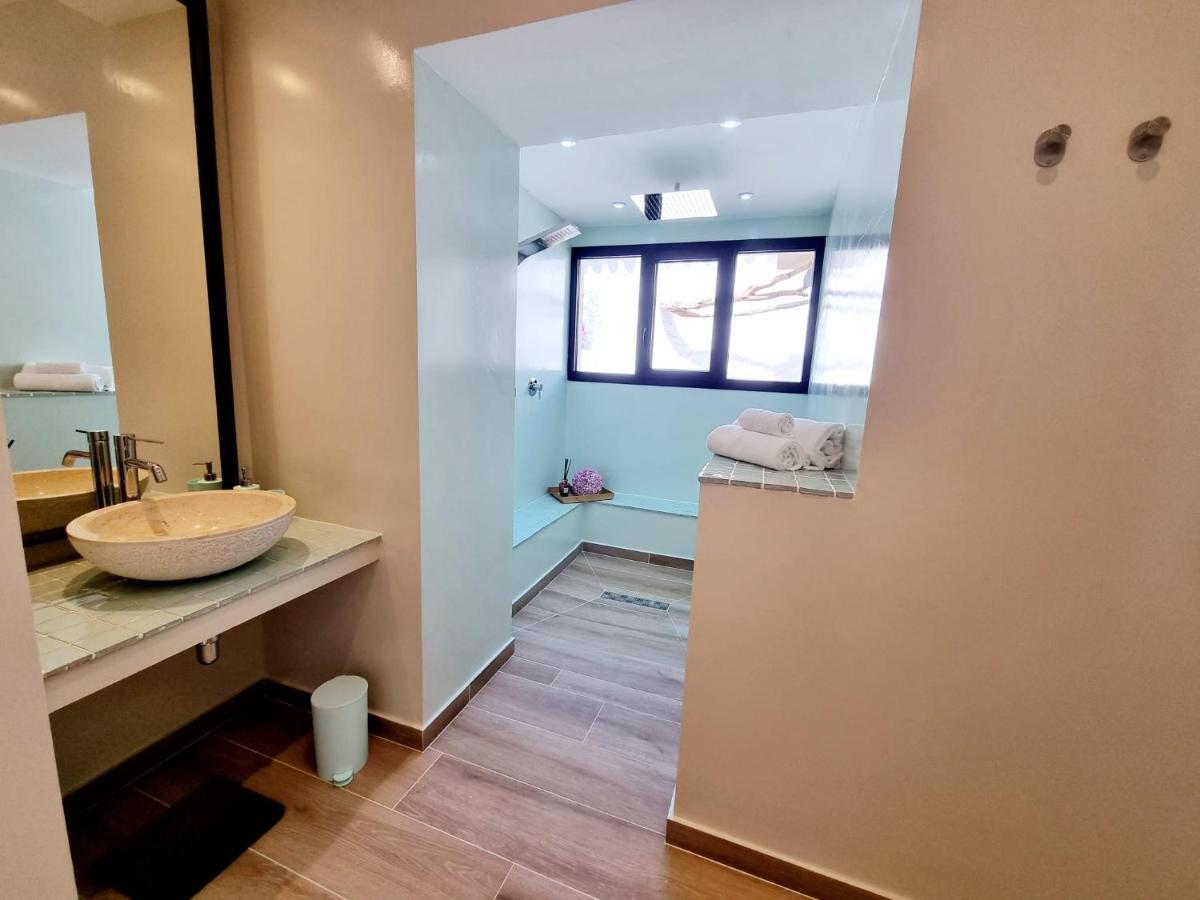 Stazzo San Teodoro Il Ginepro Piscina Condivisa Apartment